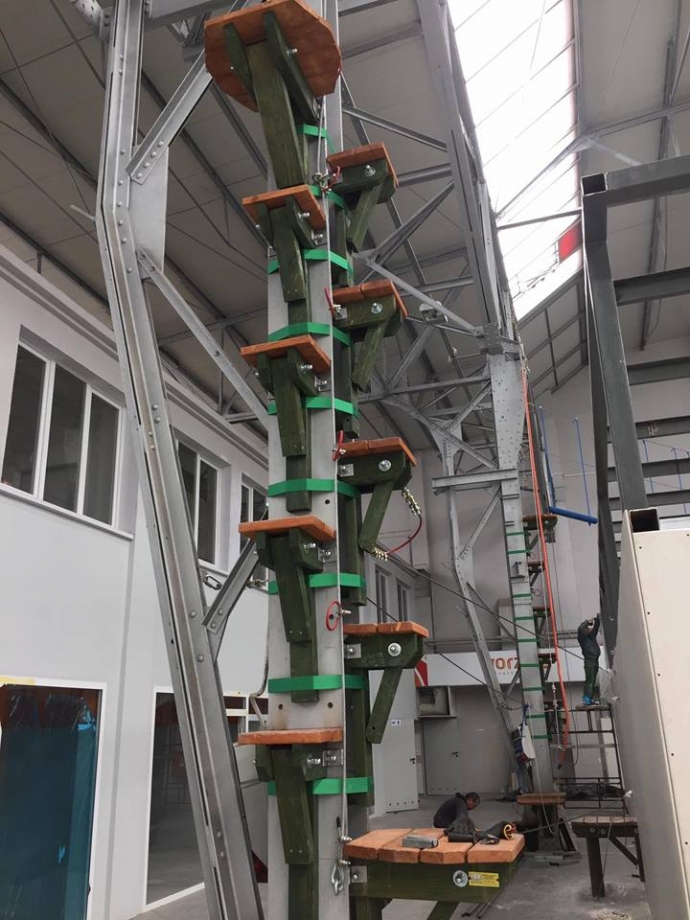 4/6 Park trampolin w budowie