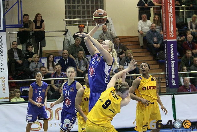 29/53 KSSSE AZS PWSZ Gorzów - Lotos Gdynia 65:71