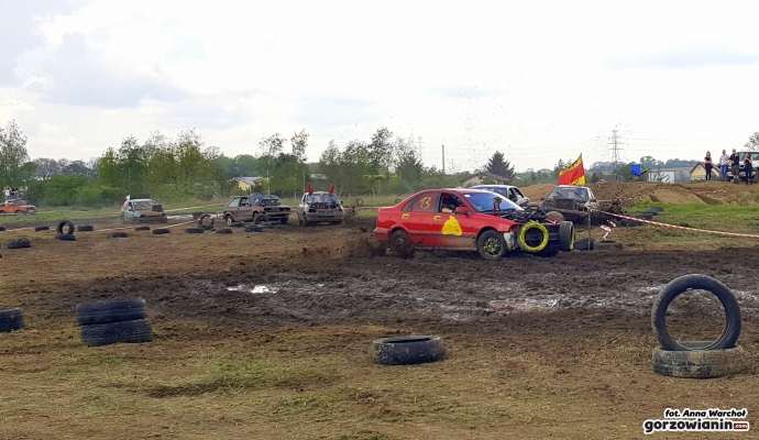 11/24 Wrak race na poligonie