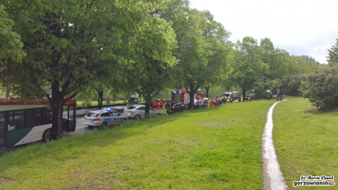 3/6 Czołówka BMW i opla