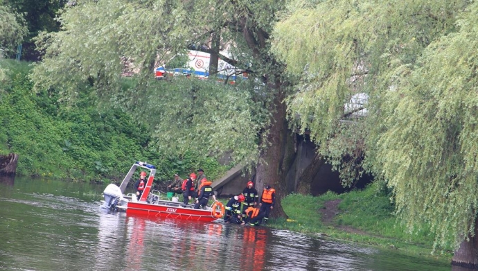 5/11 Akcja ratunkowa straży na rzece