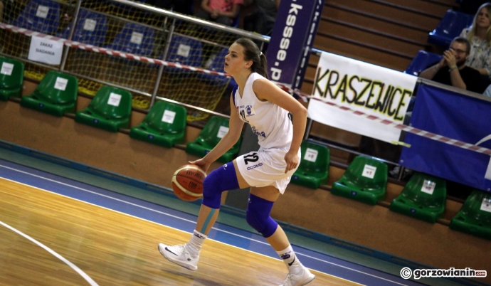 7/35 Juniorki AZS ze złotym medalem!