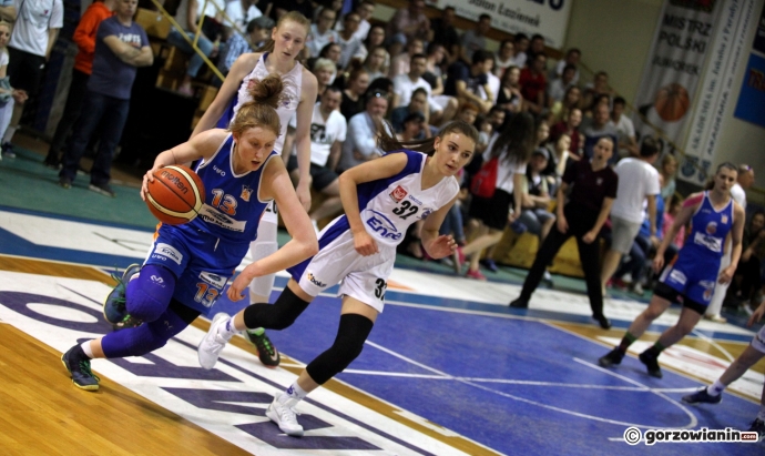 9/35 Juniorki AZS ze złotym medalem!