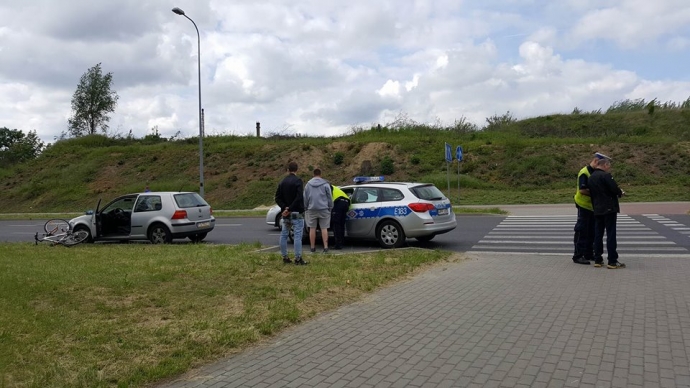 5/7 Kierowca golfa potrącił rowerzystkę