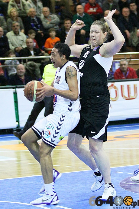 18/44 KSSSE AZS PWSZ Gorzów - Energa Toruń 81:77