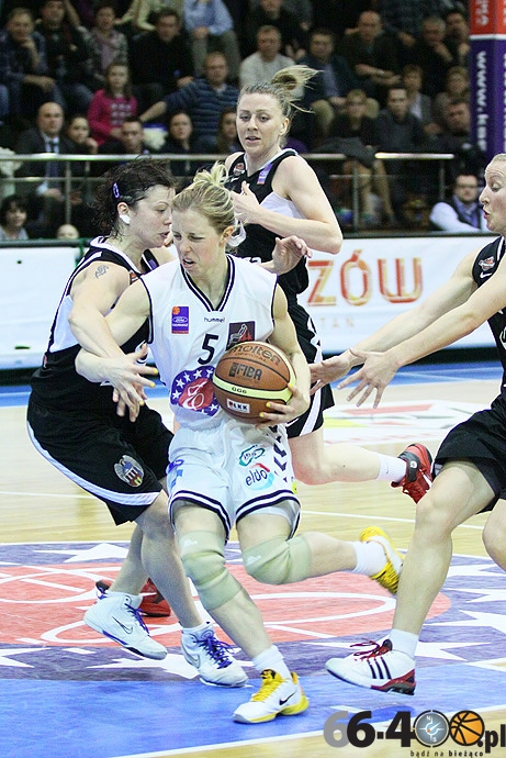 26/44 KSSSE AZS PWSZ Gorzów - Energa Toruń 81:77