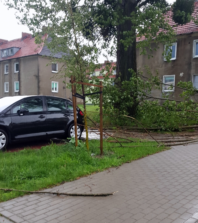 19/34 Nawałnica nad Gorzowem