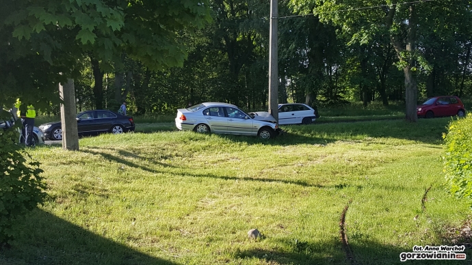 5/9 Kierowca BMW uderzył w betonowy słup