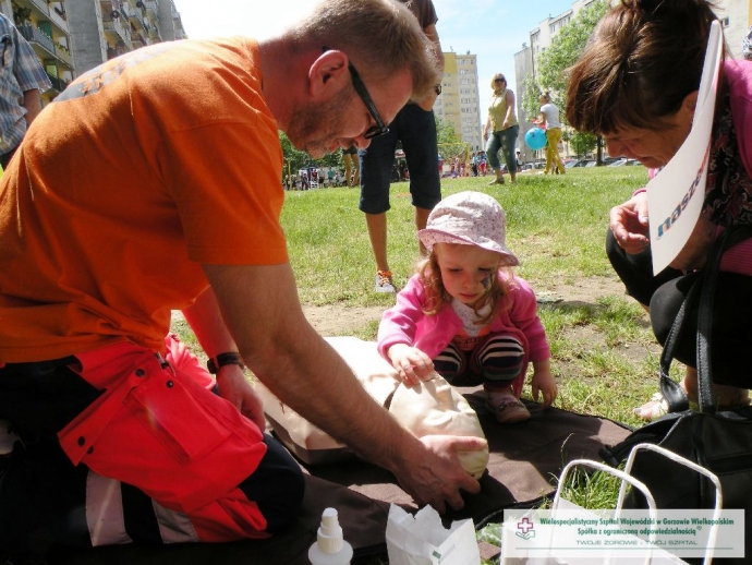 15/16 Festyn Rodzinny z nauką pierwszej pomocy