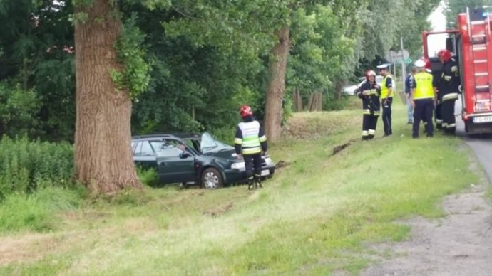 1/3 Skoda wylądowała w rowie