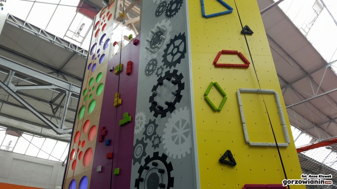 9/10 Nowe atrakcje w Fun Jump