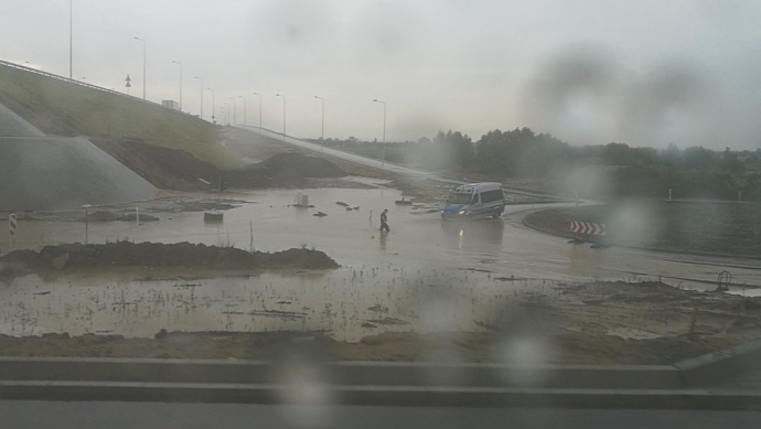 9/26 Skutki intensywnych opadów deszczu 