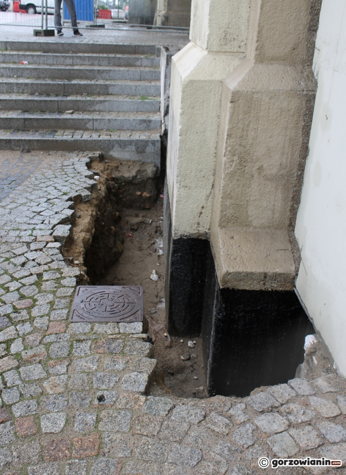 3/13 Remont estakady kolejowej od kuchni