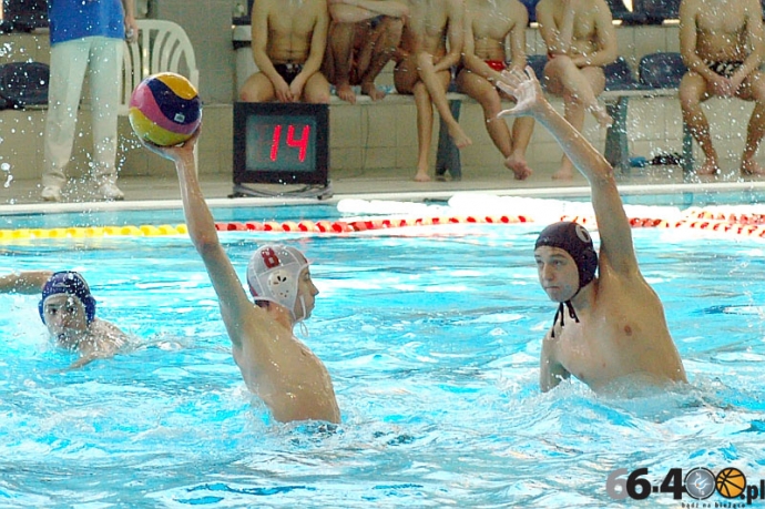 5/32 Polska - Ukraina 7:12 (3:3, 2:3, 1:2, 1:4)