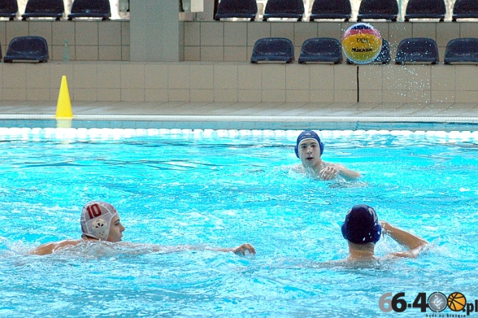 7/32 Polska - Ukraina 7:12 (3:3, 2:3, 1:2, 1:4)