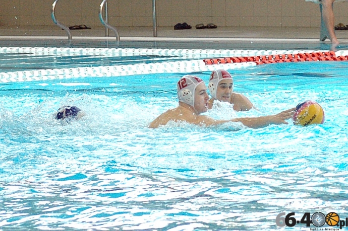 12/32 Polska - Ukraina 7:12 (3:3, 2:3, 1:2, 1:4)