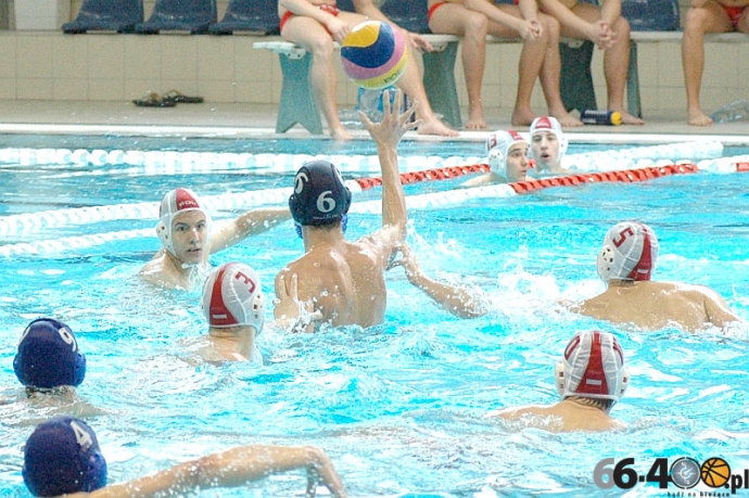 15/32 Polska - Ukraina 7:12 (3:3, 2:3, 1:2, 1:4)