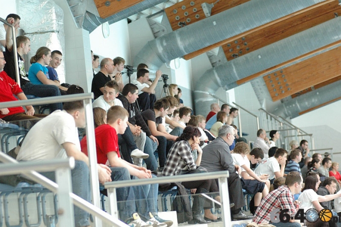 26/32 Polska - Ukraina 7:12 (3:3, 2:3, 1:2, 1:4)