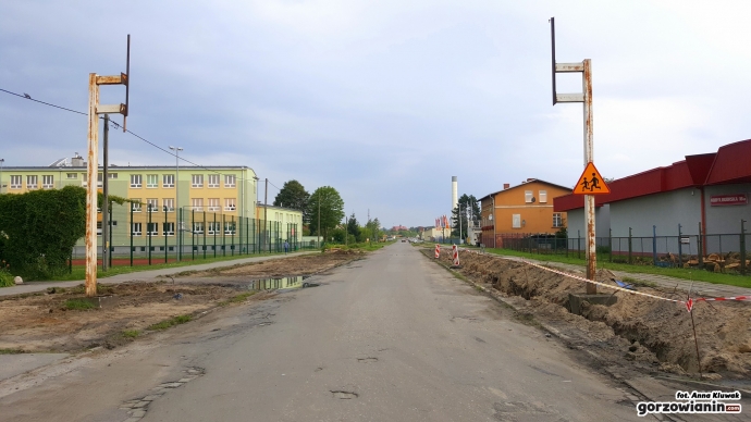 4/8 Remont Kobylogórskiej 10.07.2017