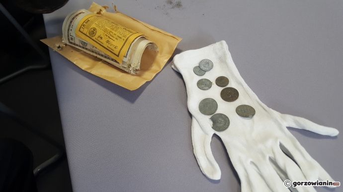 12/15 Kapsuła czasu z katedry otwarta