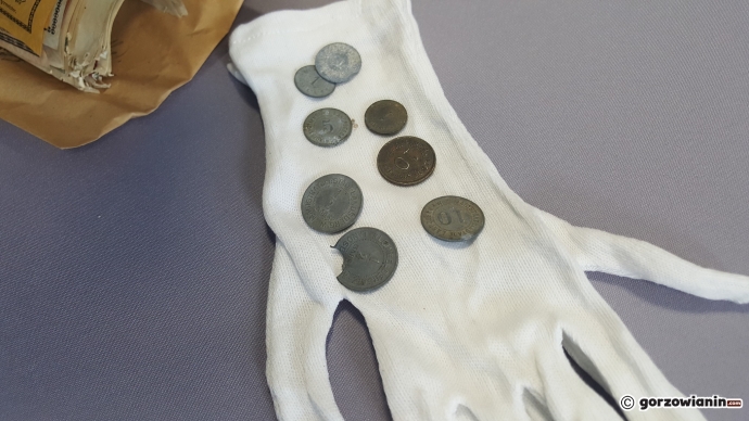 13/15 Kapsuła czasu z katedry otwarta