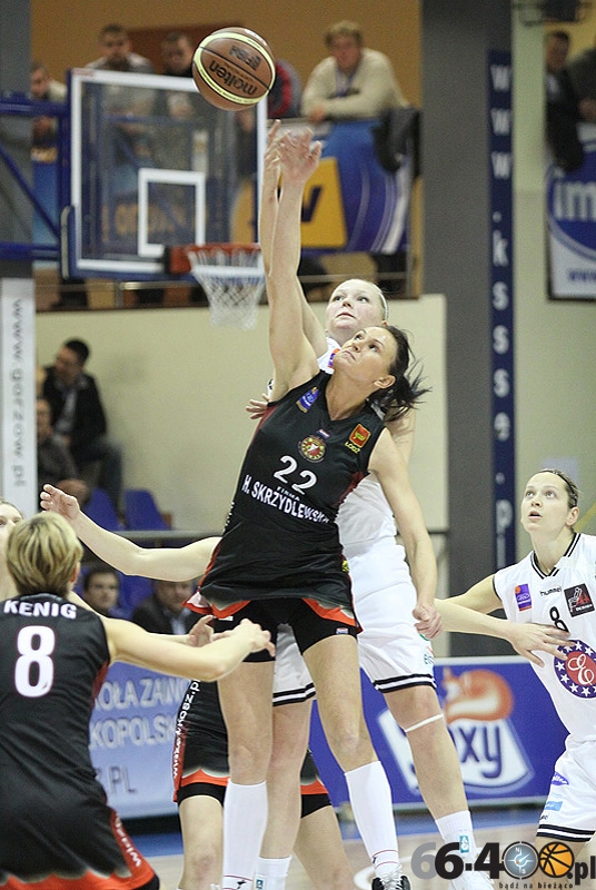 4/29 KSSSE AZS PWSZ - Widzew Łódź 70:68