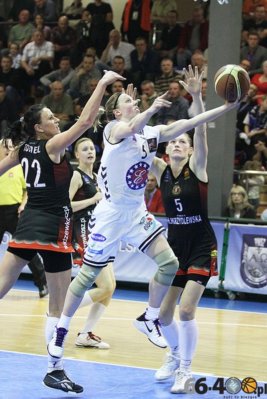 24/29 KSSSE AZS PWSZ - Widzew Łódź 70:68