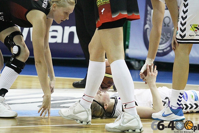 26/29 KSSSE AZS PWSZ - Widzew Łódź 70:68