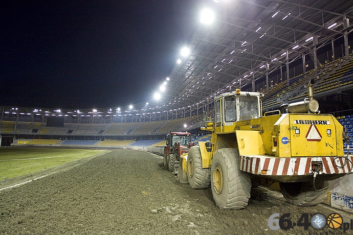 4/18 Próba świateł na stadionie żużlowym im. Edwarda Jancarza