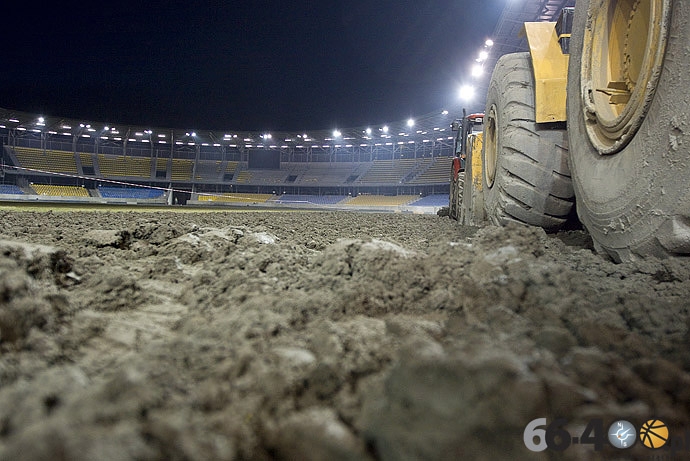 5/18 Próba świateł na stadionie żużlowym im. Edwarda Jancarza