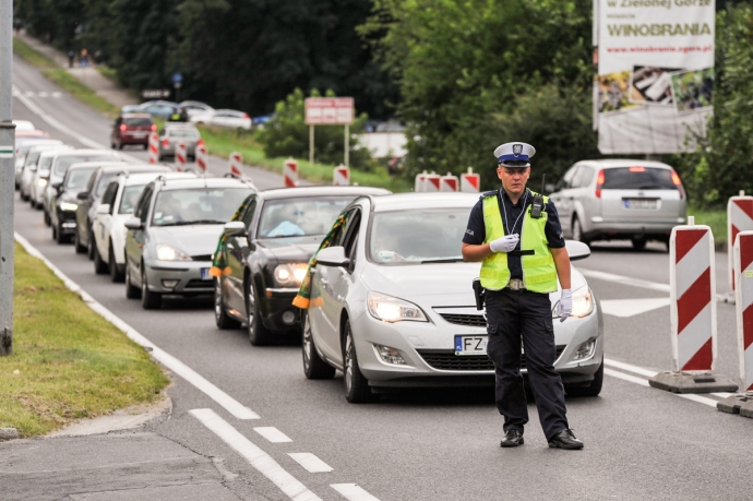 2/11 Policjanci zabezpieczali lubuskie derby żużlowe 