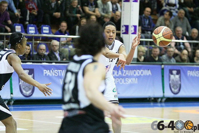 12/58 KSSSE AZS PWSZ Gorzów - Energa Toruń 75:65