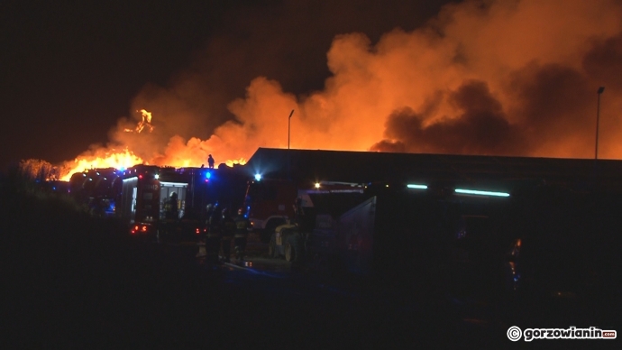 17/26 Pożar wysypiska śmieci przy Spiżowej