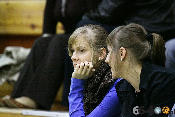 37/44 GSPR Gorzów - Warmia Anders Group Społem Olsztyn 30:42 (14:19)