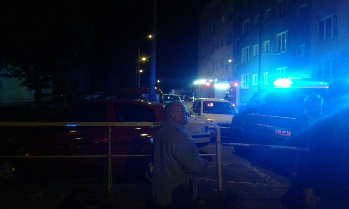 3/4 Podejrzany pakunek przy Grottgera