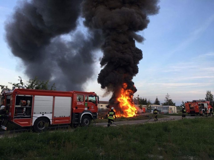 7/7 Pożar opon na osiedlu Europejskim