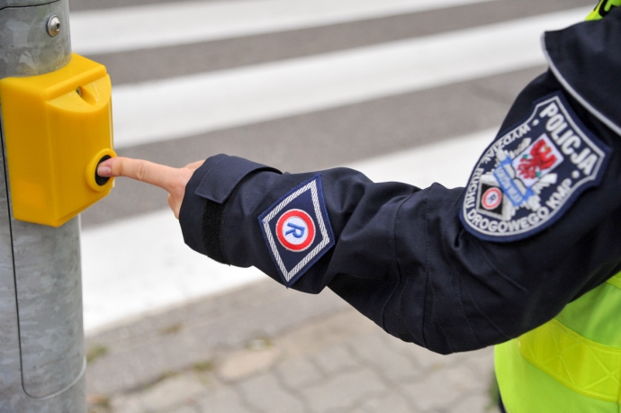 1/10 Droga do szkoły pod okiem policji