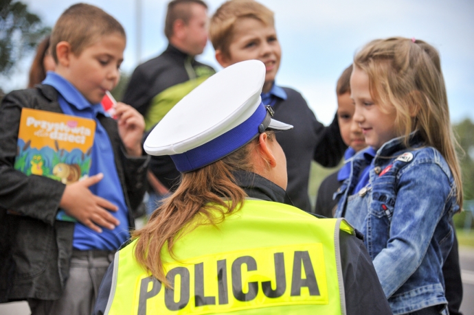 9/10 Droga do szkoły pod okiem policji