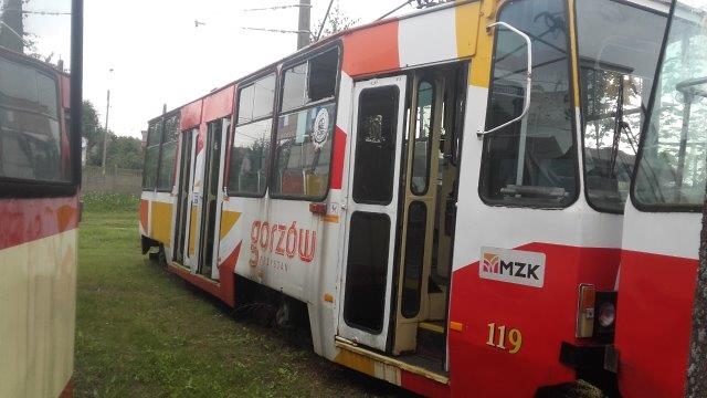 15/26 Stare tramwaje do sprzedaży