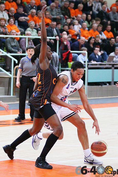 55/68 CCC Polkowice - KSSSE AZS PWSZ Gorzów 79:74