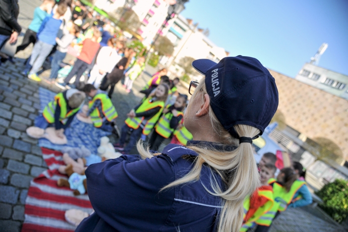 14/17 Gorzowscy policjanci i Europejski Dzień Przywracania Czynności Serca