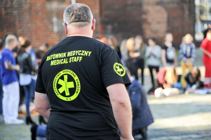 17/17 Gorzowscy policjanci i Europejski Dzień Przywracania Czynności Serca