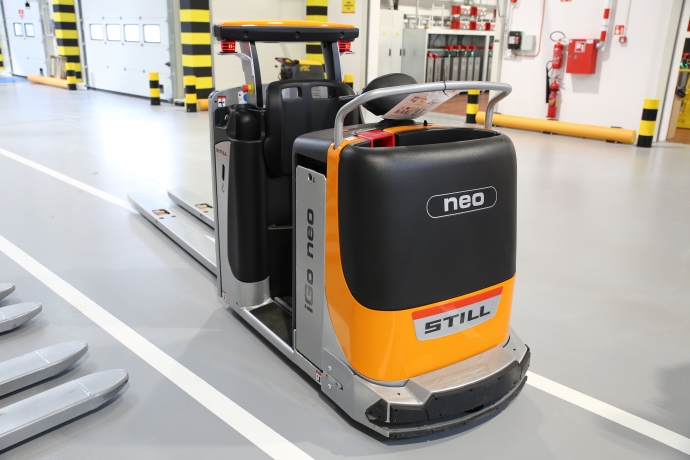 3/10 Centrum dystrybucyjne Biedronki