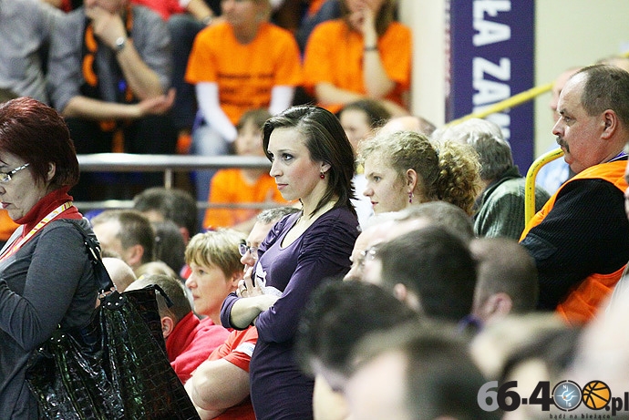 33/42 KSSSE AZS PWSZ Gorzów - CCC Polkowice 67:49