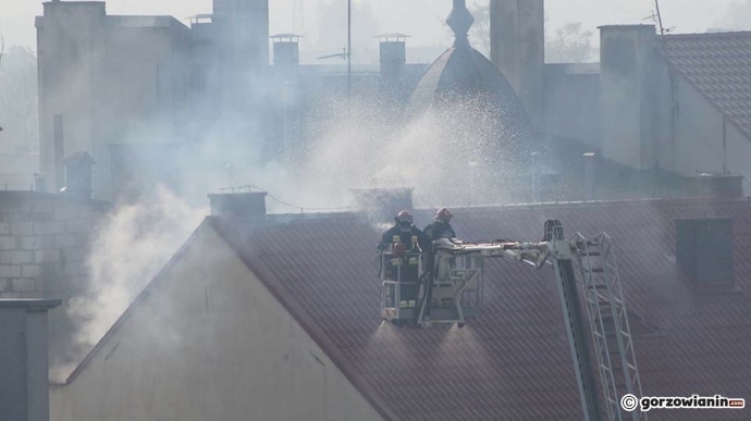 9/13 Pożar starego domu towarowego