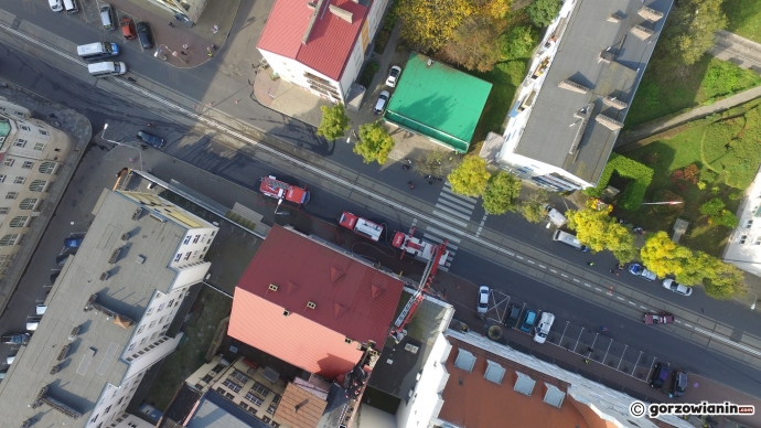 12/13 Pożar starego domu towarowego