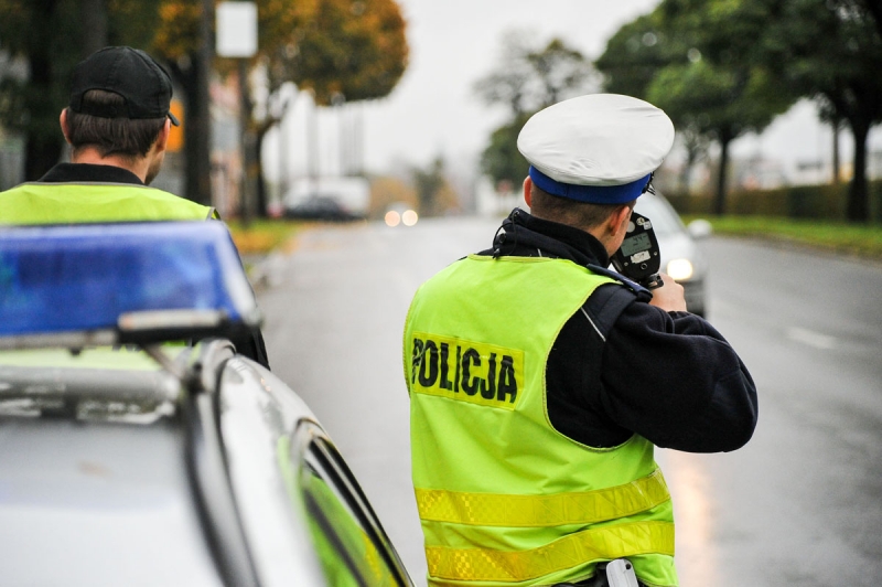 2/17 Policja gotowa do akcji Znicz