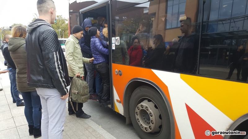 2/9 Przepełnione autobusy w kierunku KSSSE