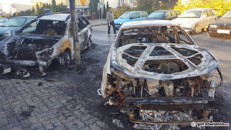 4/12 Na Zawarciu spłonęły trzy samochody