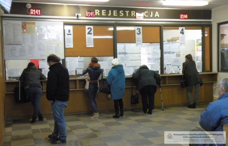 4/5 Kolejkomat w gorzowskim szpitalu